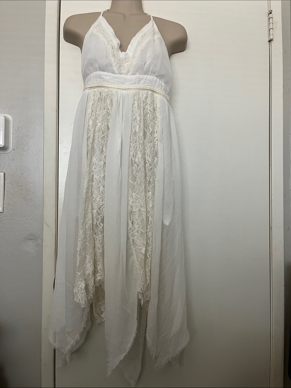Skill Chicago | White Lace Halter Dress with Handkerchief Hem black label